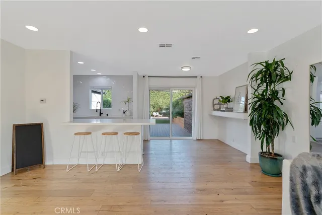 $1,325,000 | 8450 Calvin Avenue, Northridge, CA 91324