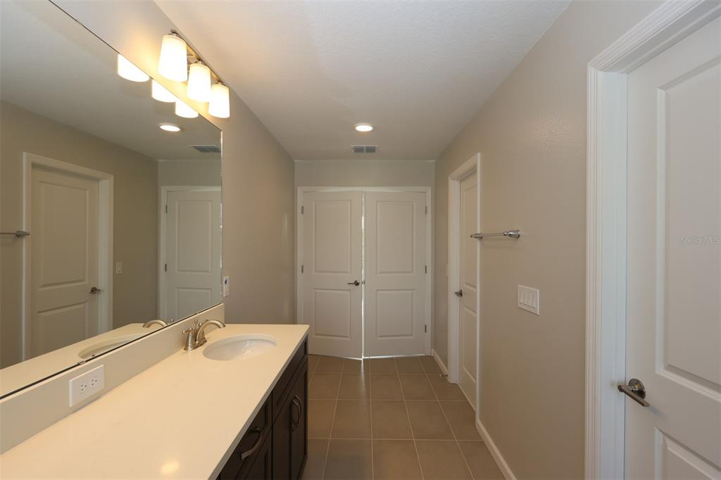 5166 Prairie Preserve Run St. Cloud, FL 34772 - Photo 6 of 20