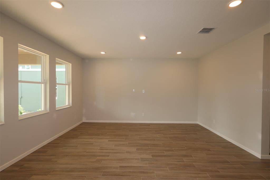 5166 Prairie Preserve Run St. Cloud, FL 34772 - Photo 8 of 20