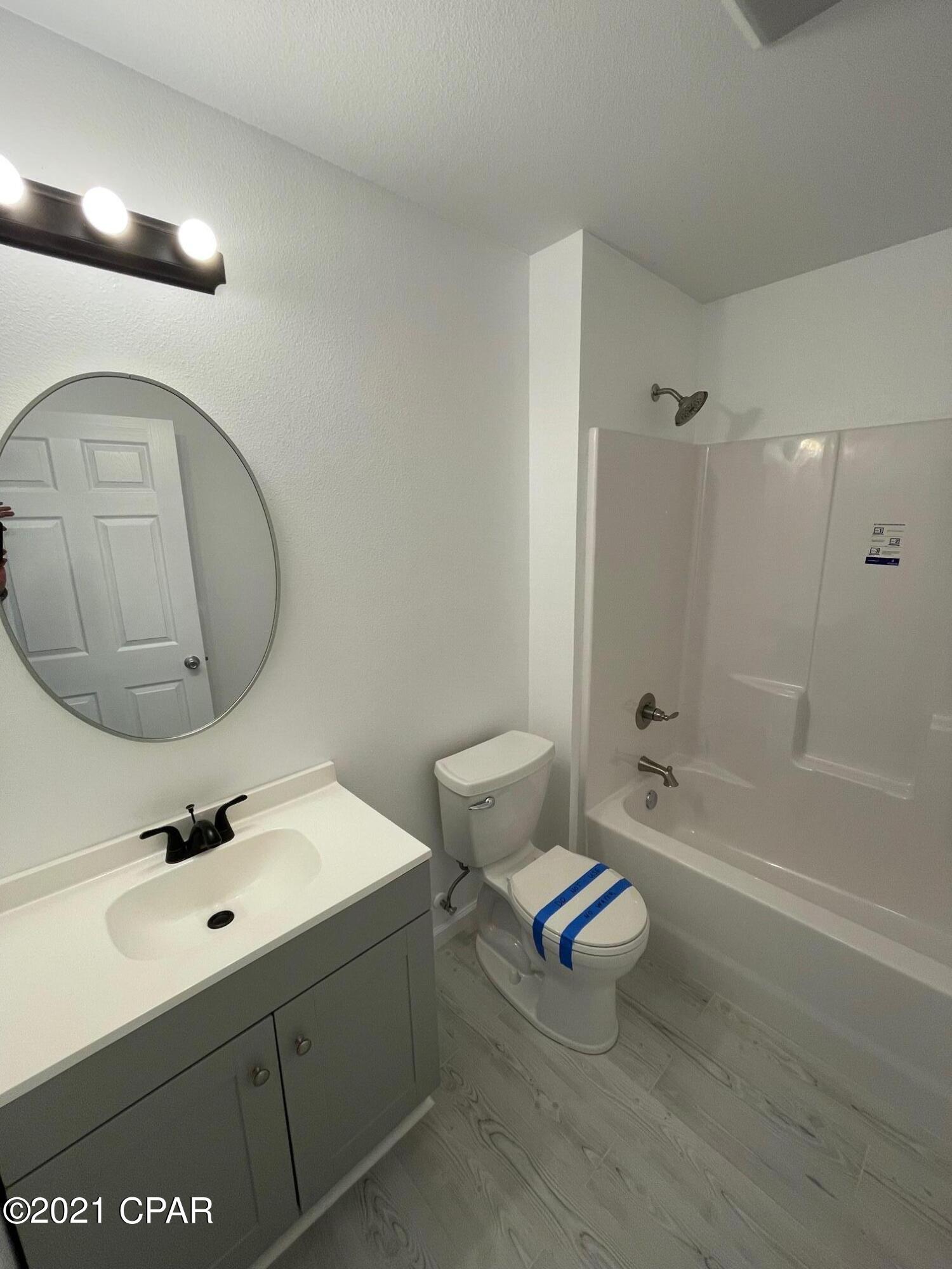2146 Aaron Grand Ridge Grand Ridge, FL 32442 - Photo 17 of 44 Gallery Image 17