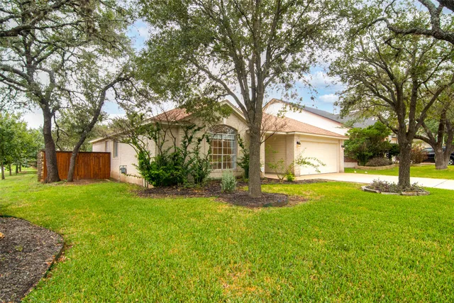$2,500 | 8901 Copano Drive, Austin, TX 78749