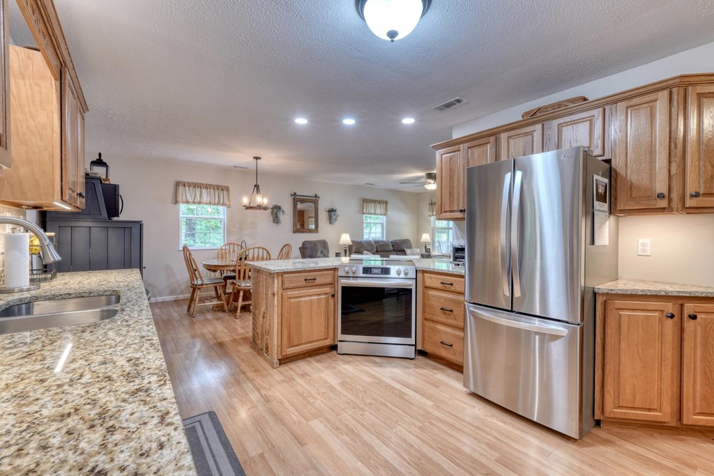 649 Pit Road Blairsville, GA 30512 - Photo 10 of 41 Gallery Image 10