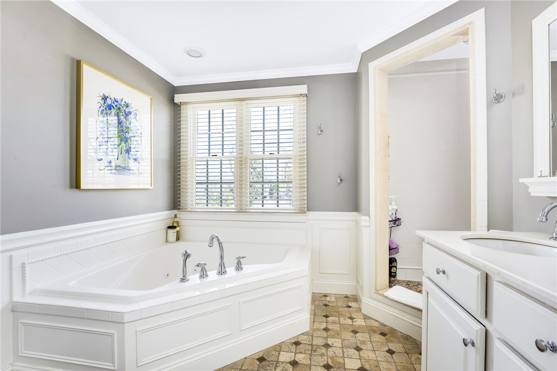 78 Alfred Drowne Road Barrington, RI 02806 - Photo 16 of 31 Gallery Image 16