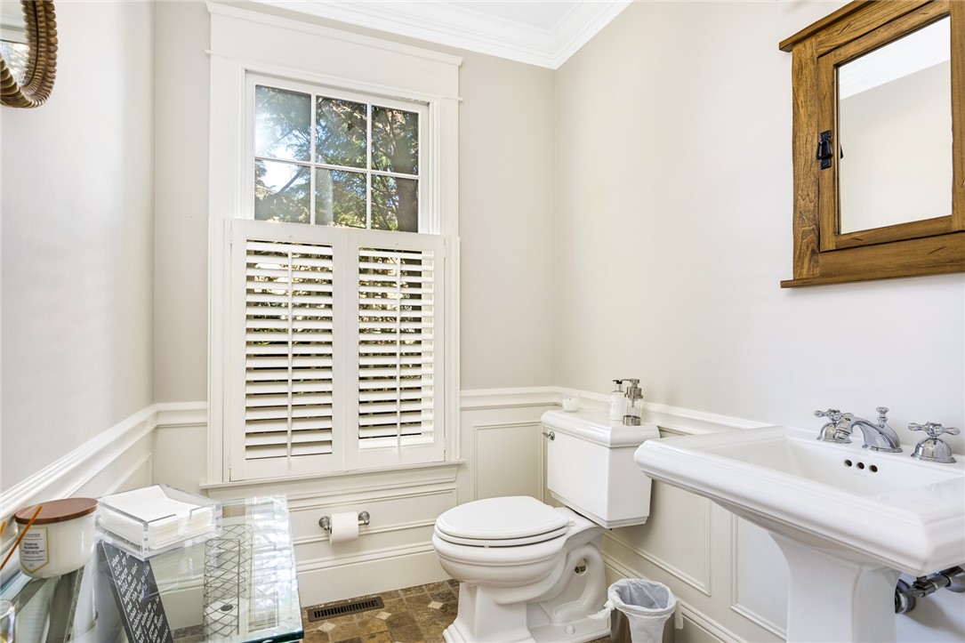 78 Alfred Drowne Road Barrington, RI 02806 - Photo 28 of 31 Gallery Image 28