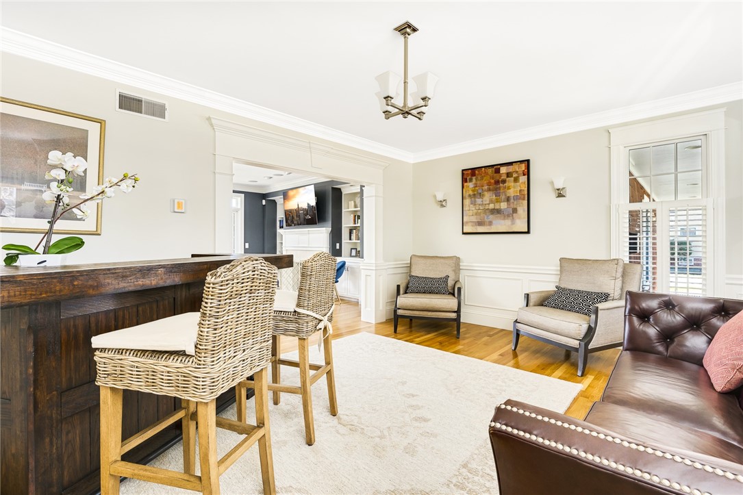 78 Alfred Drowne Road Barrington, RI 02806 - Photo 9 of 31 Gallery Image 9