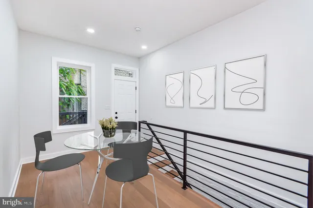 $5,472 | 407 16th Street Southeast, Unit 407, Washington, DC 20003