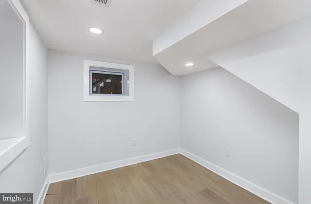 $5,472 | 407 16th Street Southeast, Unit 407, Washington, DC 20003