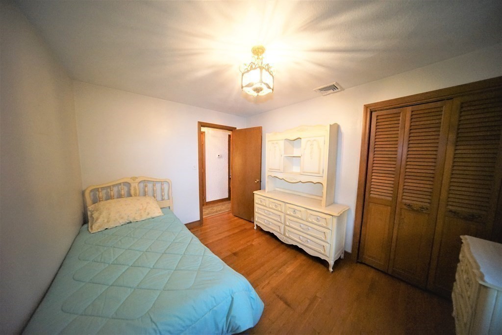 87 Mayflower Road Braintree, MA 02184 - Photo 20 of 28 Gallery Image 20