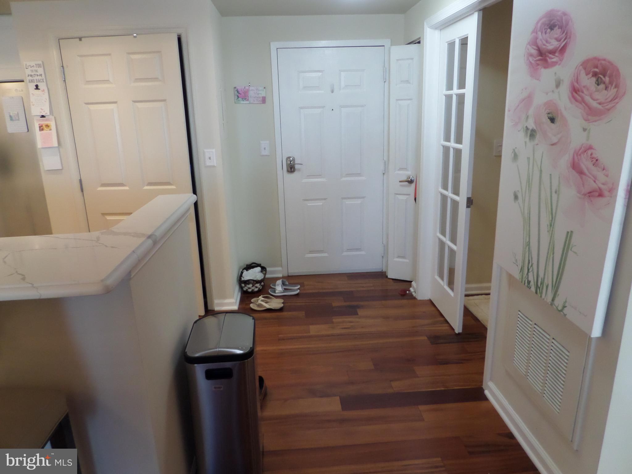 2726 Gallows Road, Unit 1004 Vienna, VA 22180 - Photo 22 of 73