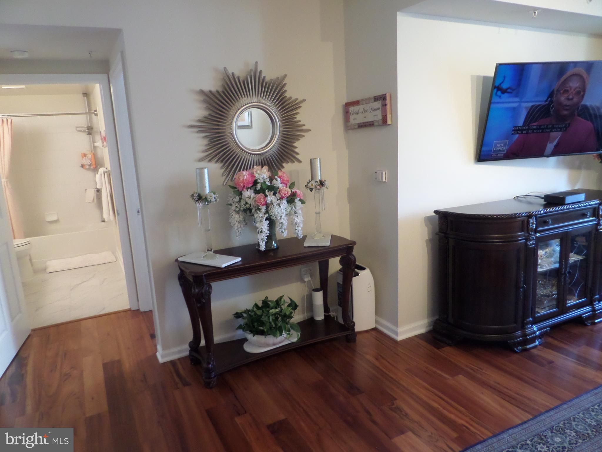 2726 Gallows Road, Unit 1004 Vienna, VA 22180 - Photo 35 of 73