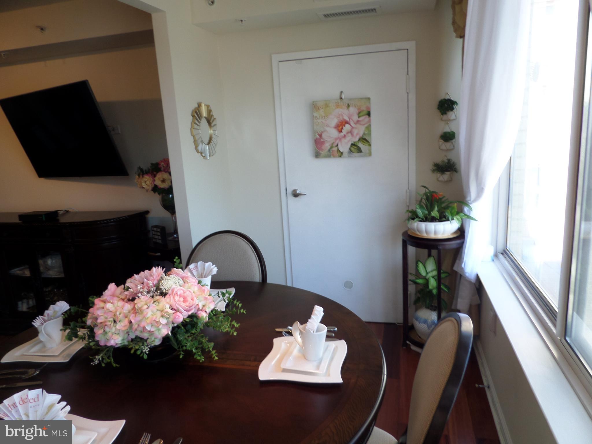 2726 Gallows Road, Unit 1004 Vienna, VA 22180 - Photo 36 of 73