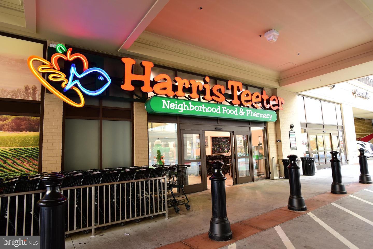 2726 Gallows Road, Unit 1004 Vienna, VA 22180 - Photo 63 of 73