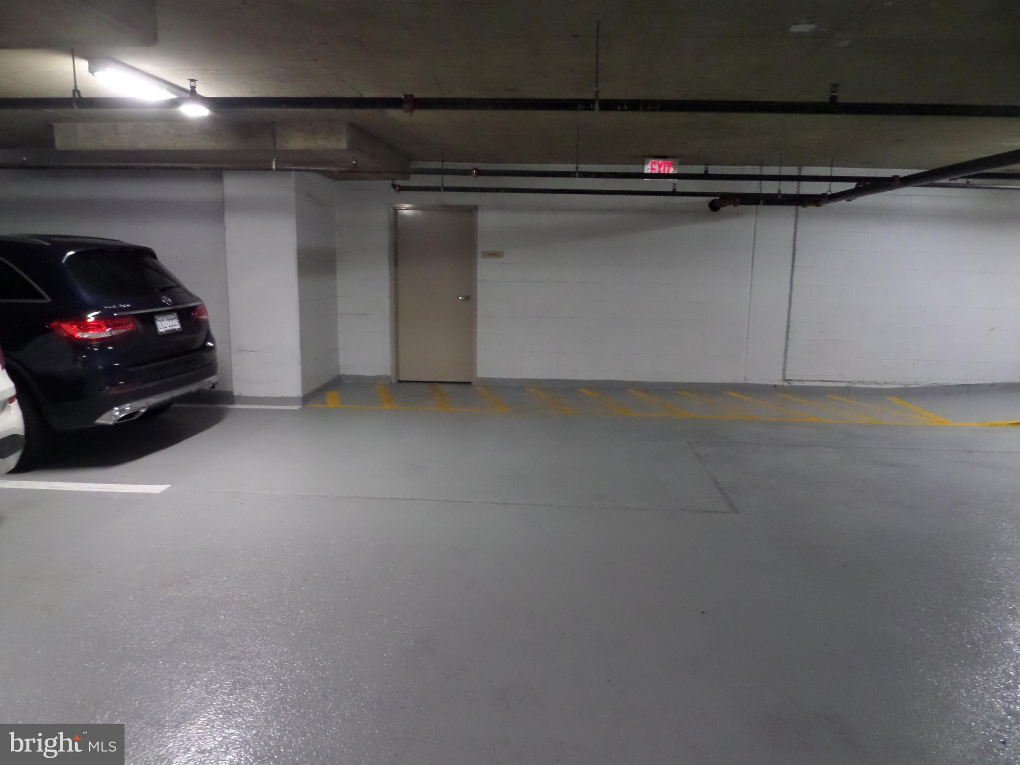 2726 Gallows Road, Unit 1004 Vienna, VA 22180 - Photo 73 of 73