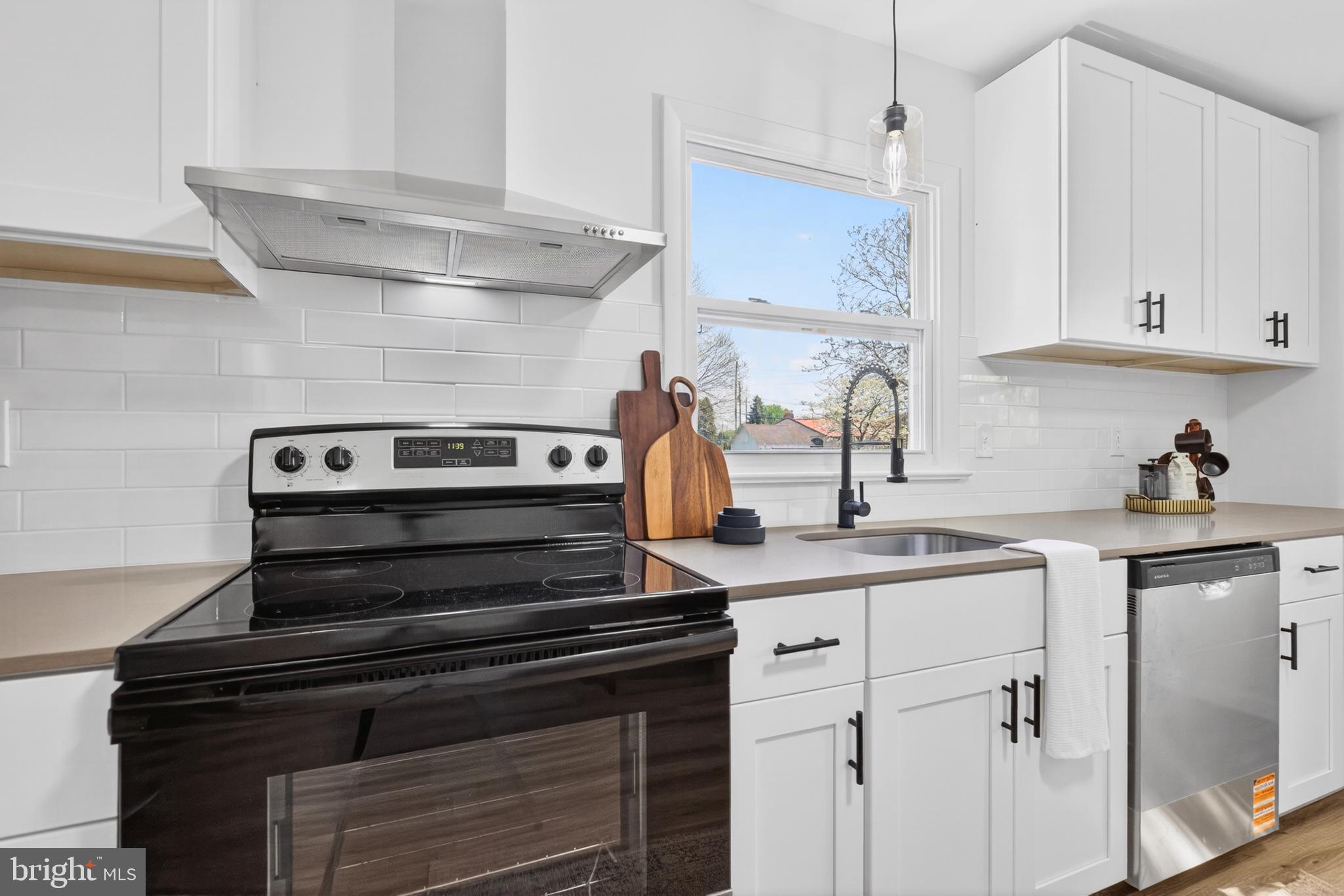 514 Hockersville Road Hershey, PA 17033 - Photo 7 of 33