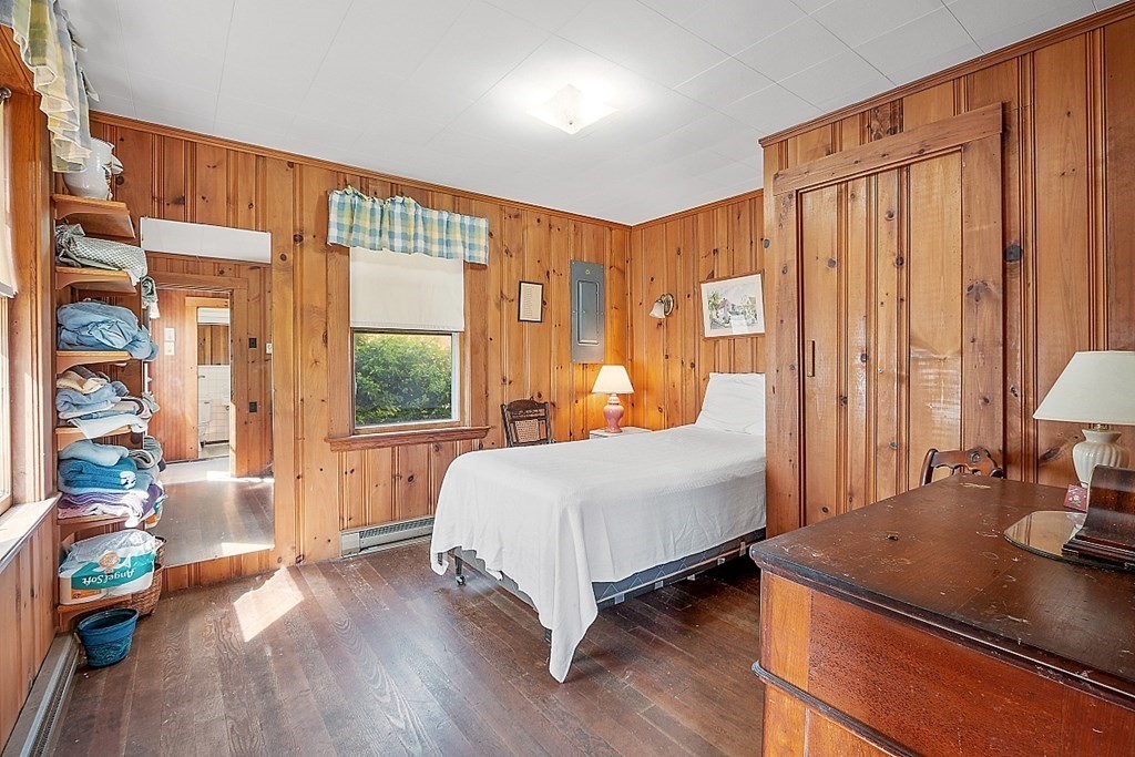 37 Coggeshall Road Gloucester, MA 01930 - Photo 15 of 37 Gallery Image 15