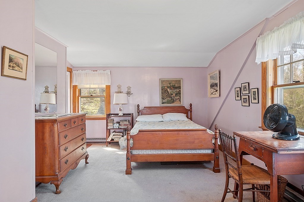 37 Coggeshall Road Gloucester, MA 01930 - Photo 20 of 37 Gallery Image 20