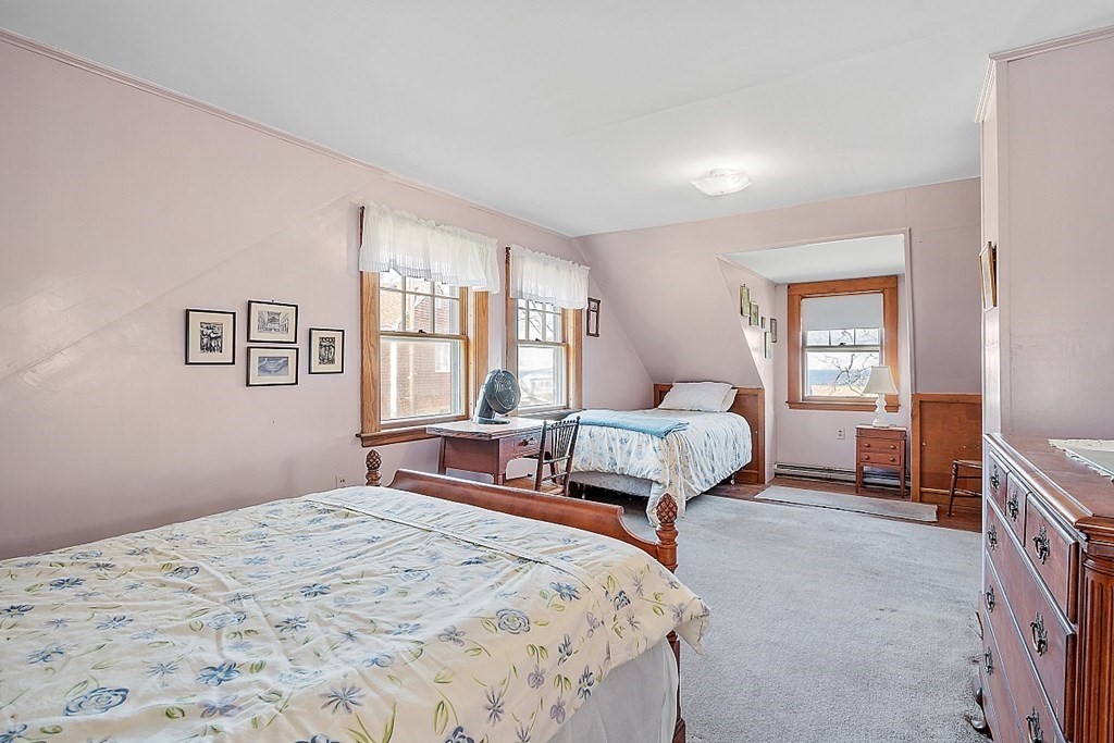 37 Coggeshall Road Gloucester, MA 01930 - Photo 21 of 37 Gallery Image 21