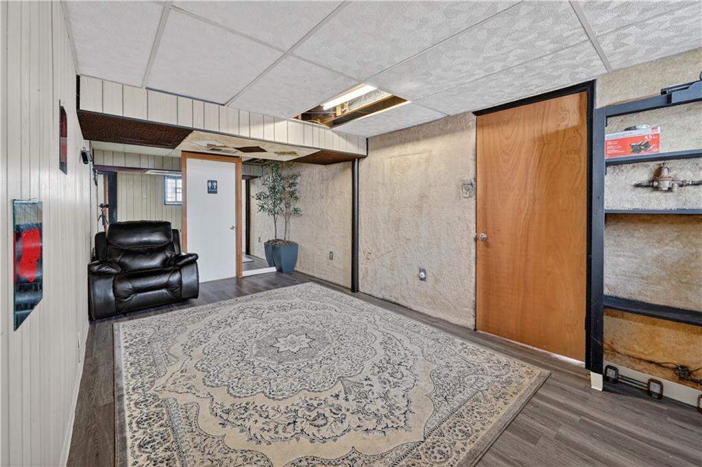 5164 Curry Road Pittsburgh, PA 15236 - Photo 26 of 37