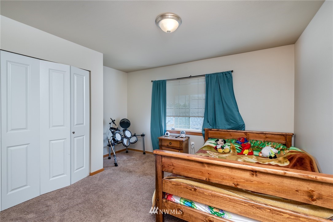 2090 Roxy Loop Ferndale, WA 98248 - Photo 15 of 20 Gallery Image 15
