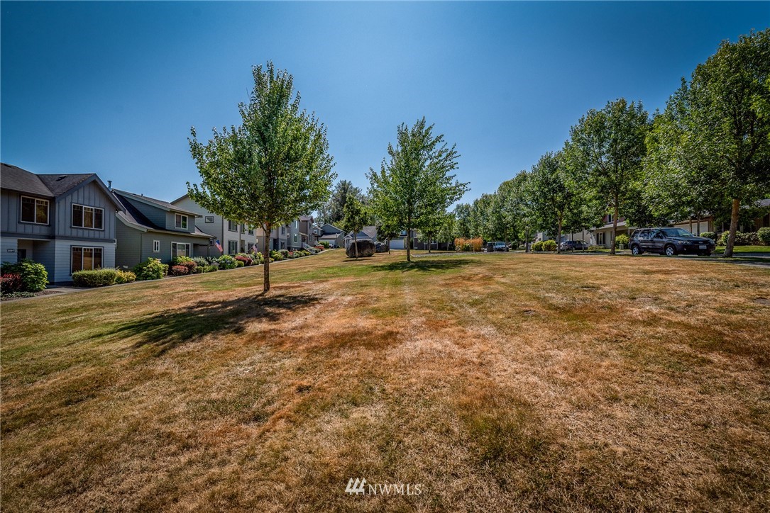2090 Roxy Loop Ferndale, WA 98248 - Photo 3 of 20 Gallery Image 3