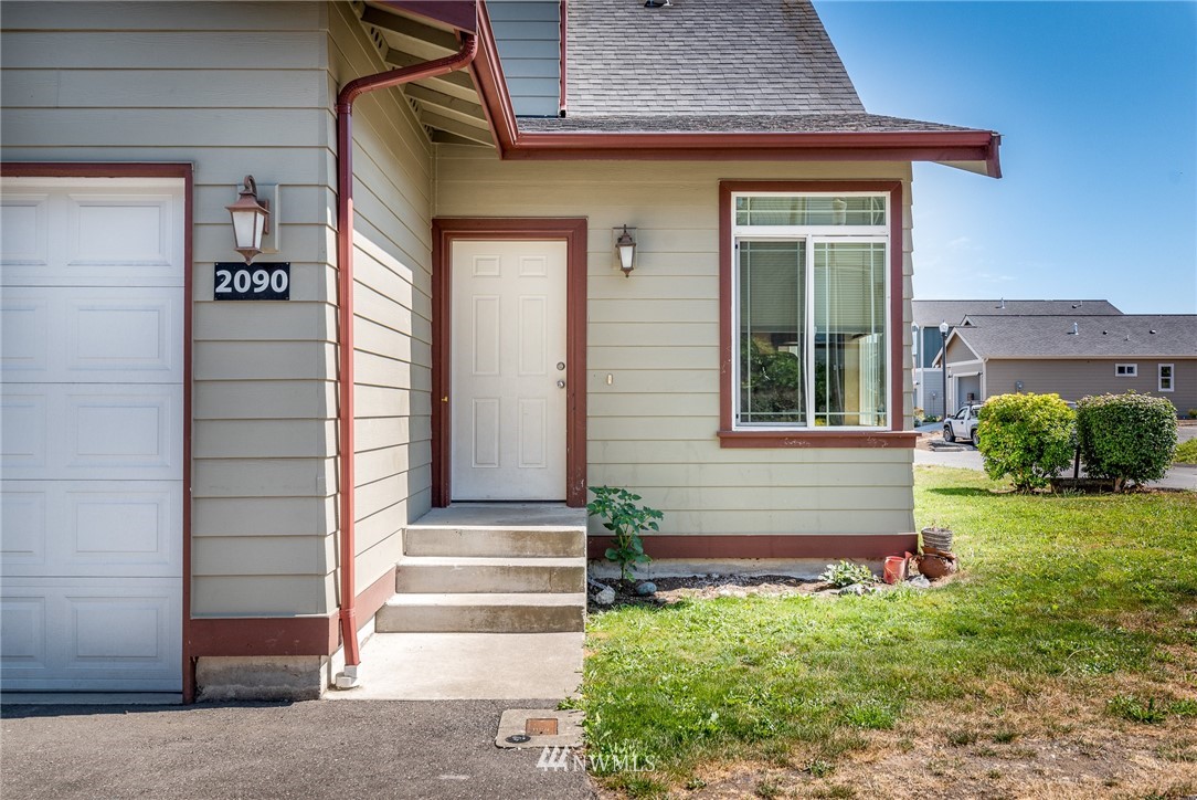 2090 Roxy Loop Ferndale, WA 98248 - Photo 5 of 20 Gallery Image 5