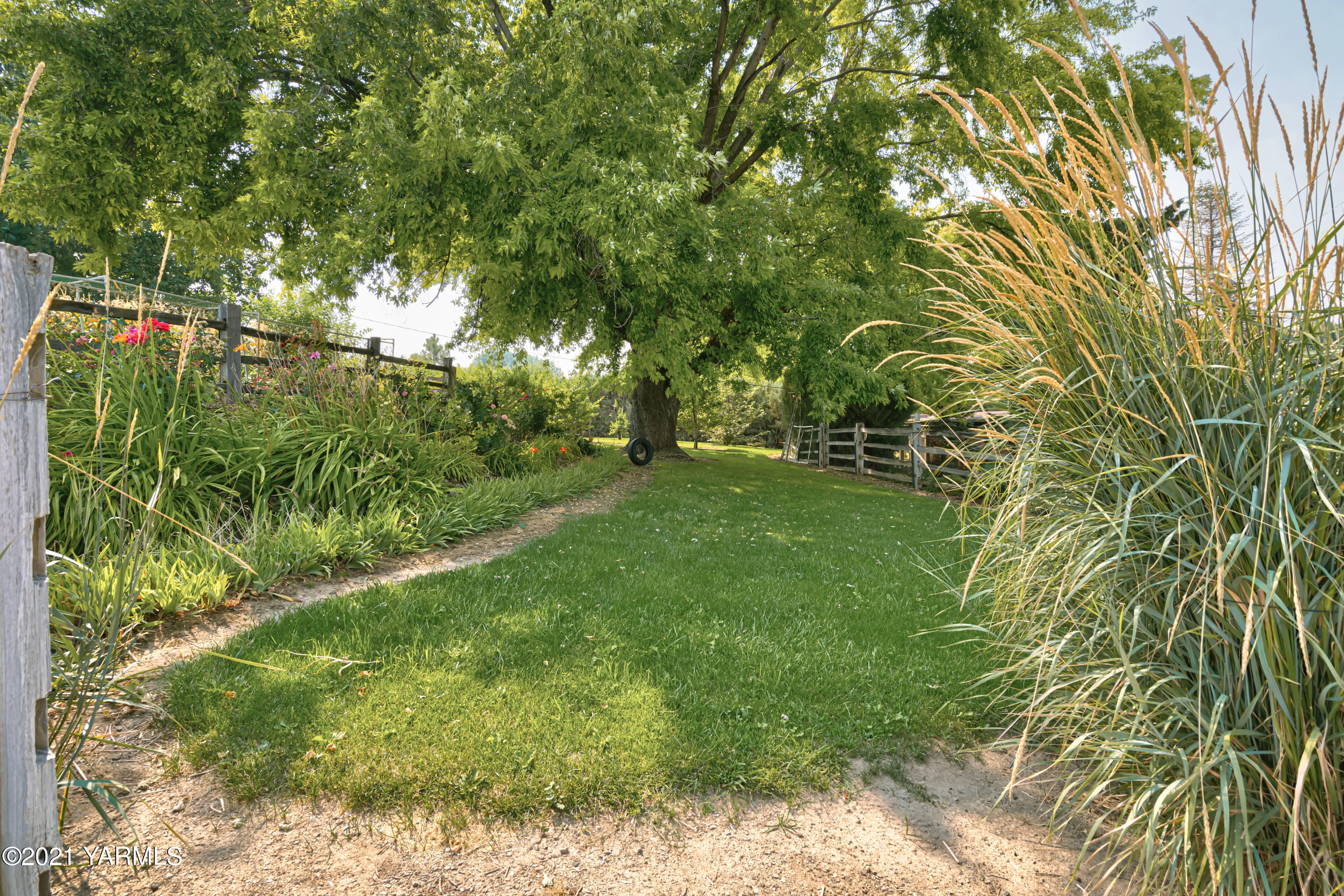 10906 Zier Road Yakima, WA 98908 - Photo 34 of 43