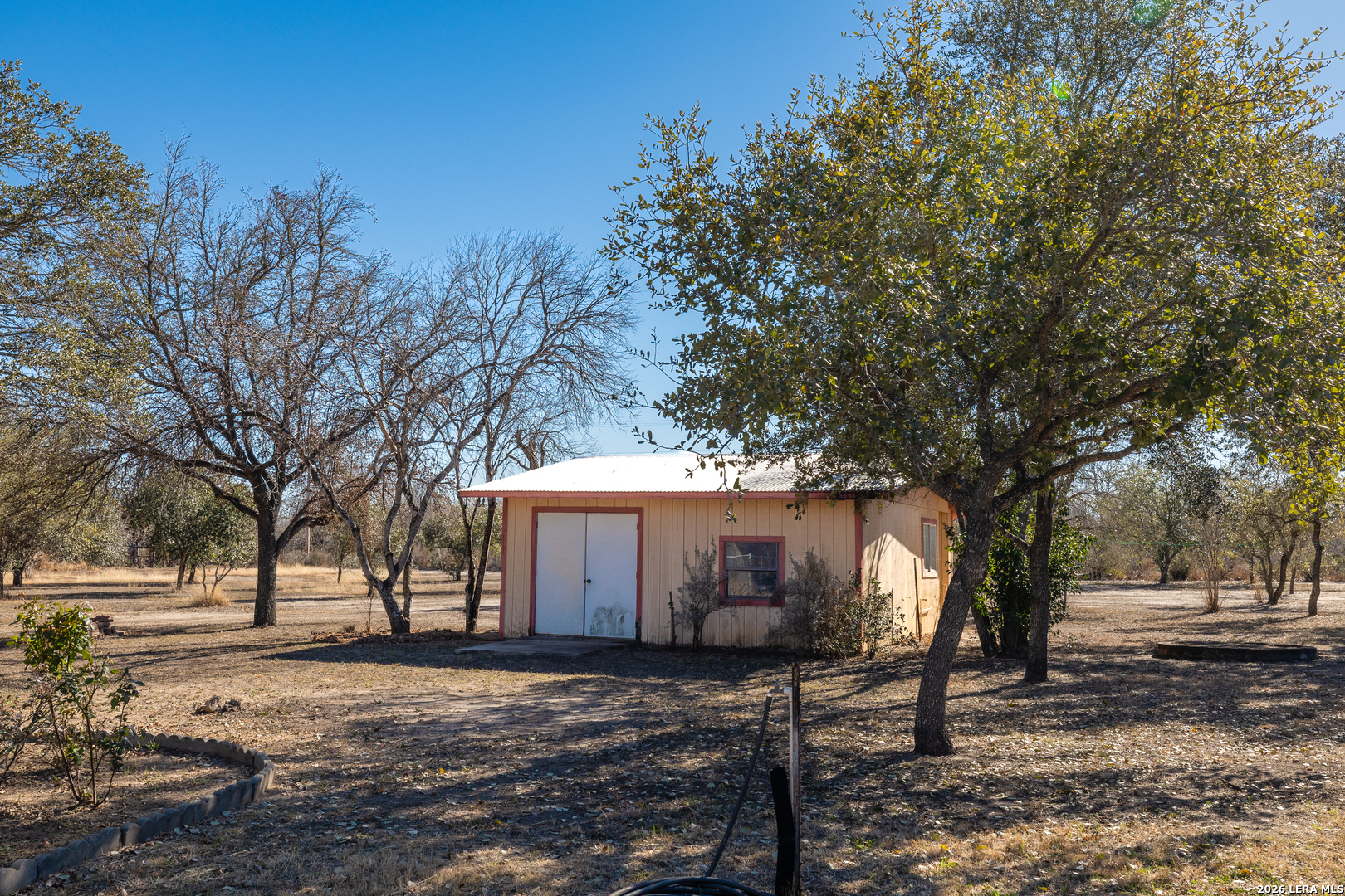 1212 Donato Road Poteet, TX 78065 - Photo 15 of 35