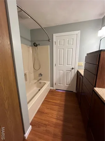 $1,325 | 222 Shoreline Drive, Unit 5, O'Fallon, IL 62269