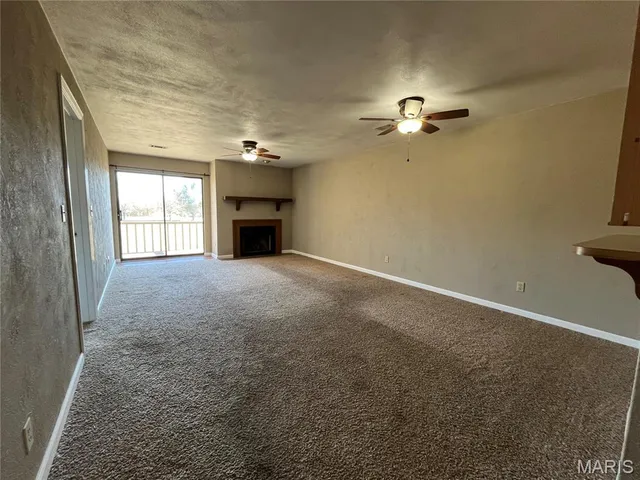 $1,395 | 222 Shoreline Drive, Unit 5, O'Fallon, IL 62269