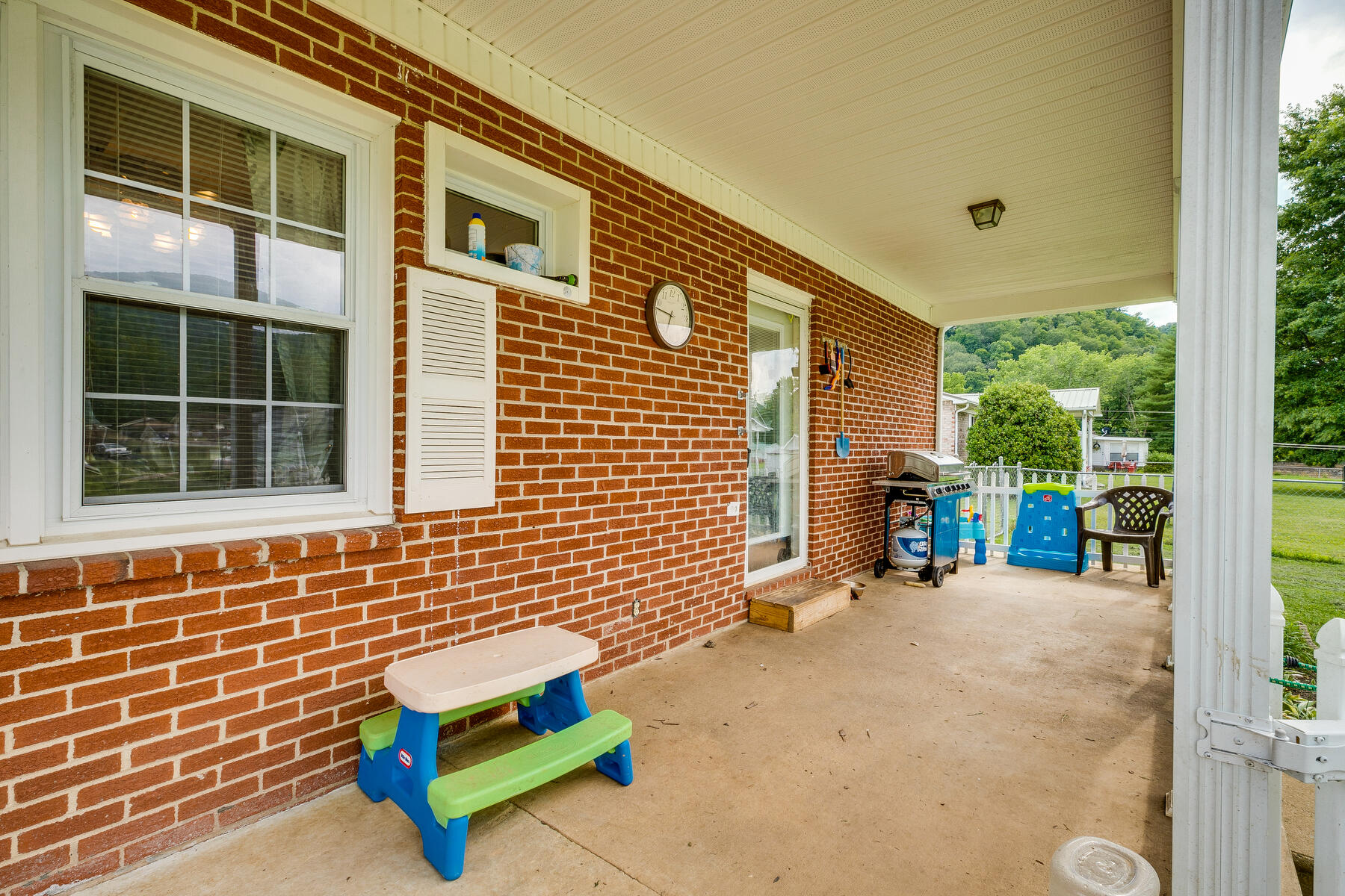 169 Price Road Elizabethton, TN 37643 - Photo 34 of 37 034