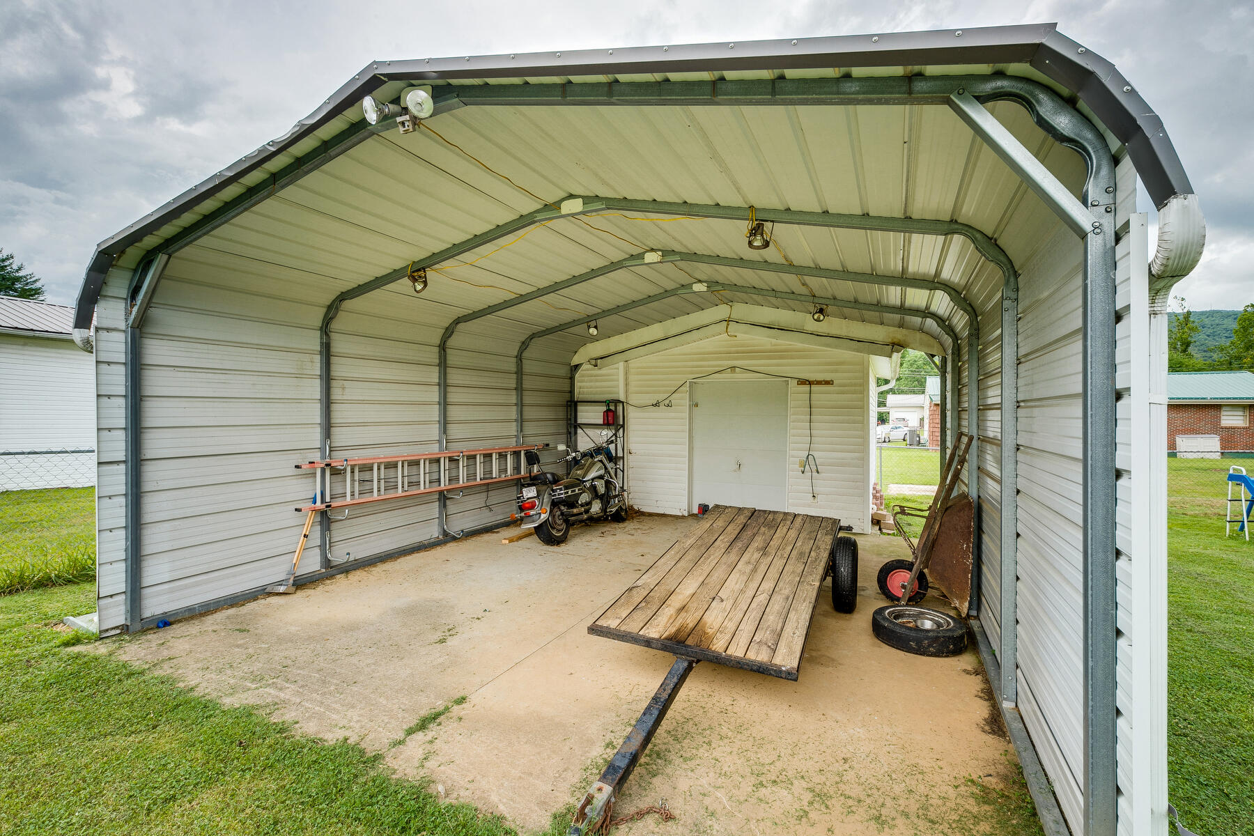 169 Price Road Elizabethton, TN 37643 - Photo 37 of 37 037