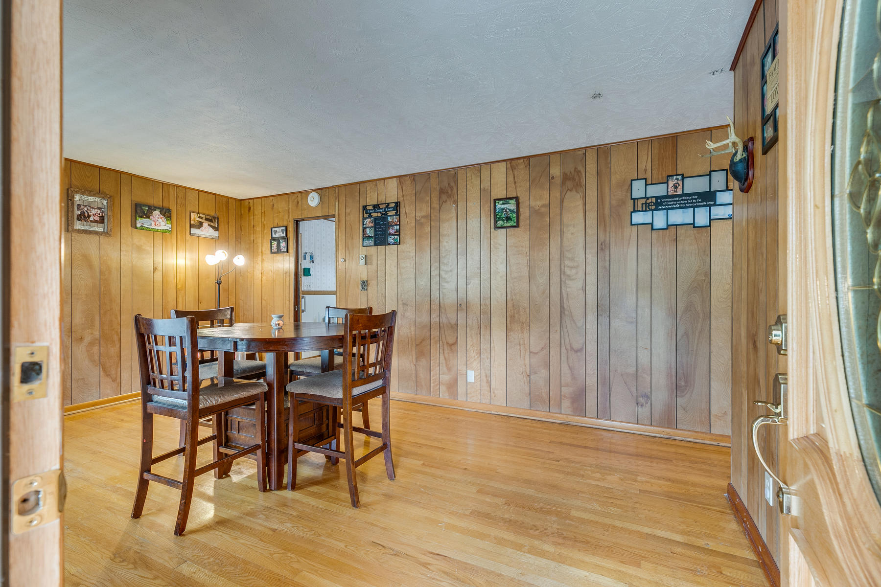 169 Price Road Elizabethton, TN 37643 - Photo 5 of 37 005
