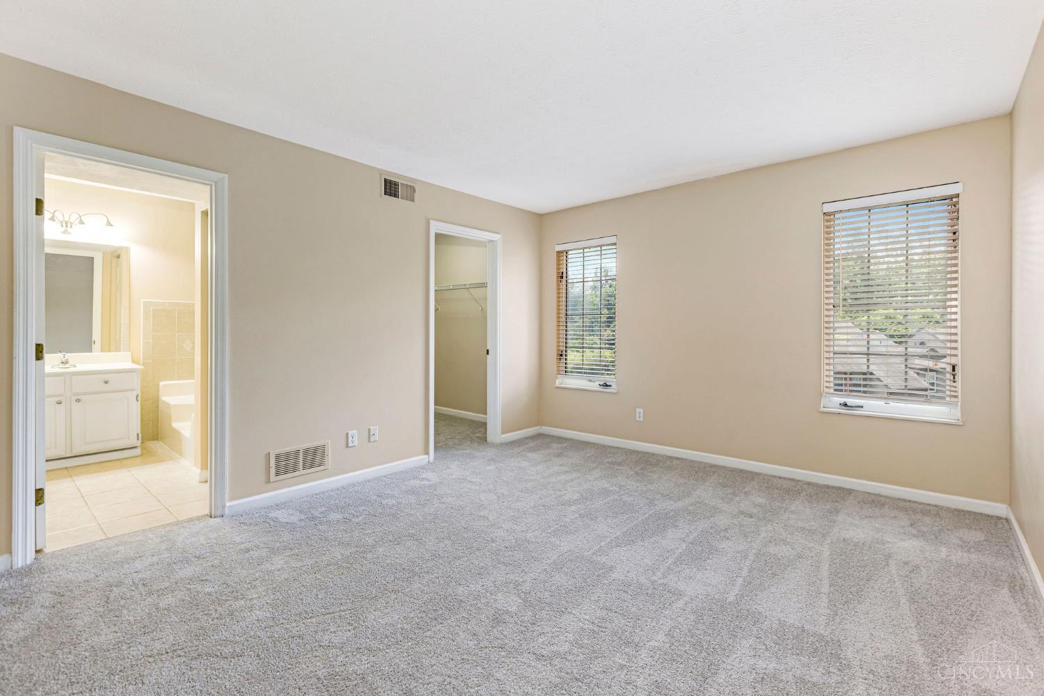 10555 Montgomery Road, Unit 77 Montgomery, OH 45242 - Photo 39 of 54