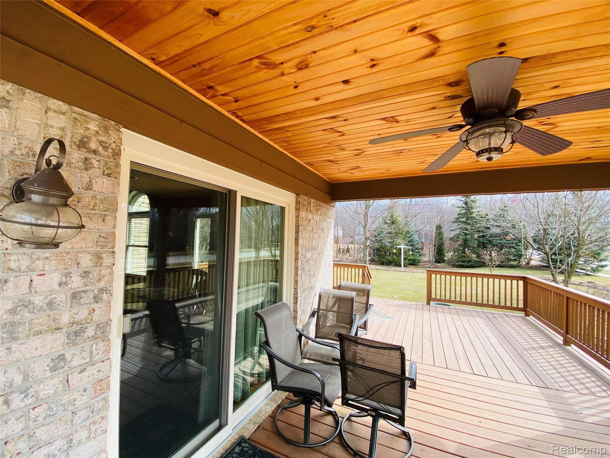 52014 Boland Road New Baltimore, MI 48047 - Photo 8 of 49 F9EE0A96-65BD-4CCC-8D13-12B6E2776D78.jpeg