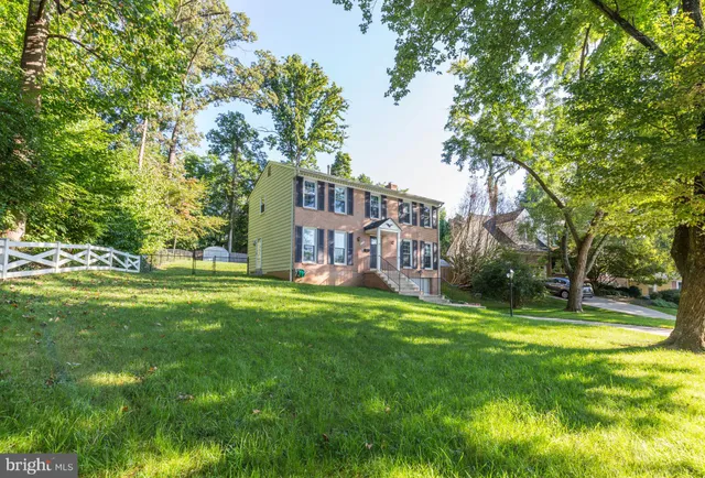 $4,775 | 10541 Farnham Drive, Bethesda, MD 20814