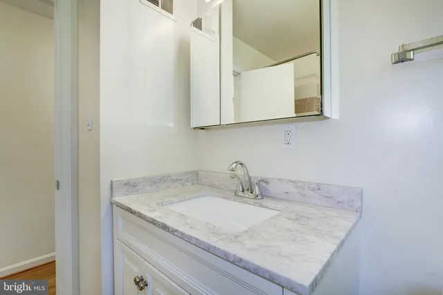 $4,775 | 10541 Farnham Drive, Bethesda, MD 20814