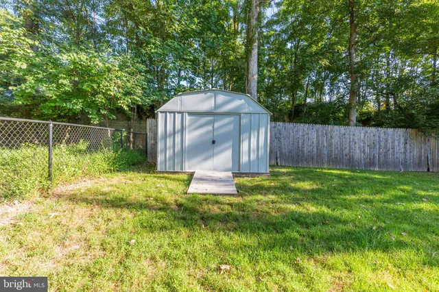 $4,775 | 10541 Farnham Drive, Bethesda, MD 20814