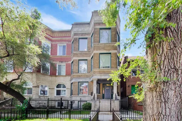 $749,900 | 5714 South Prairie Avenue, Chicago, IL 60637