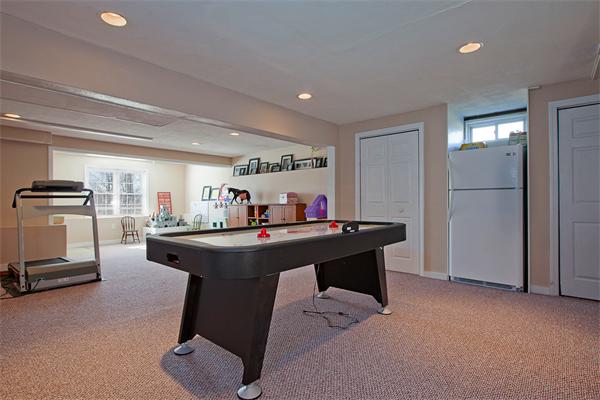 22 Glen Road Hopkinton, MA 01748 - Photo 25 of 30 Gallery Image 25