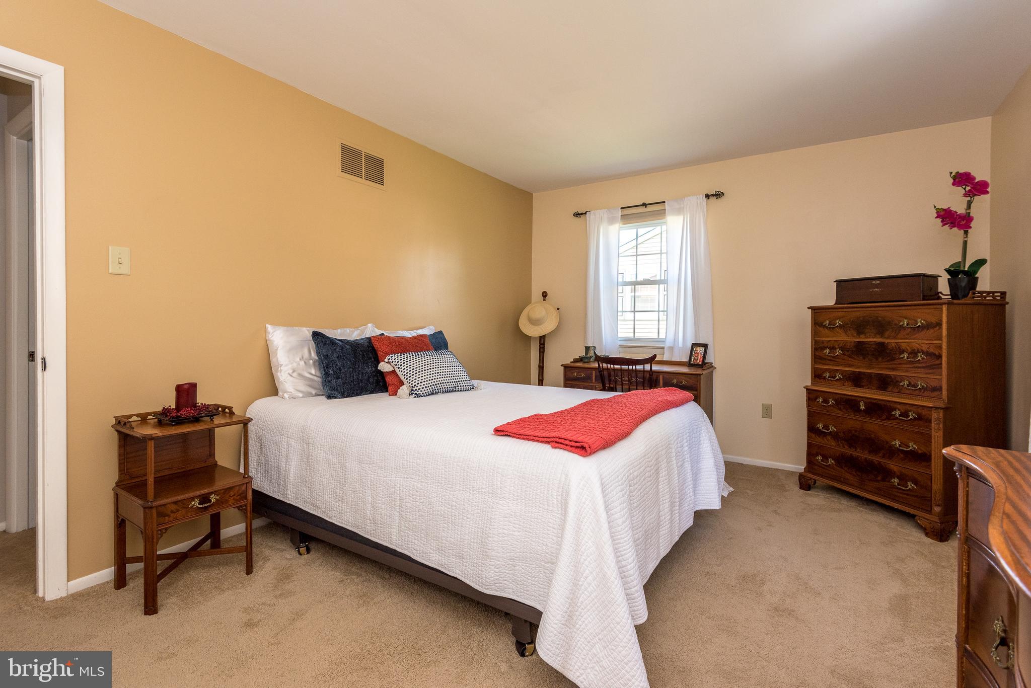 635 Cheswick Road Philadelphia, PA 19128 - Photo 32 of 50