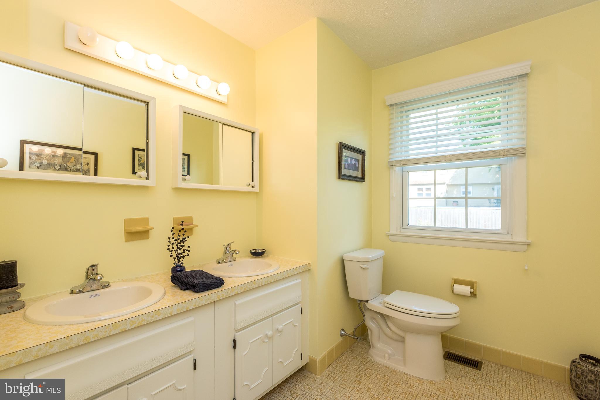 635 Cheswick Road Philadelphia, PA 19128 - Photo 39 of 50