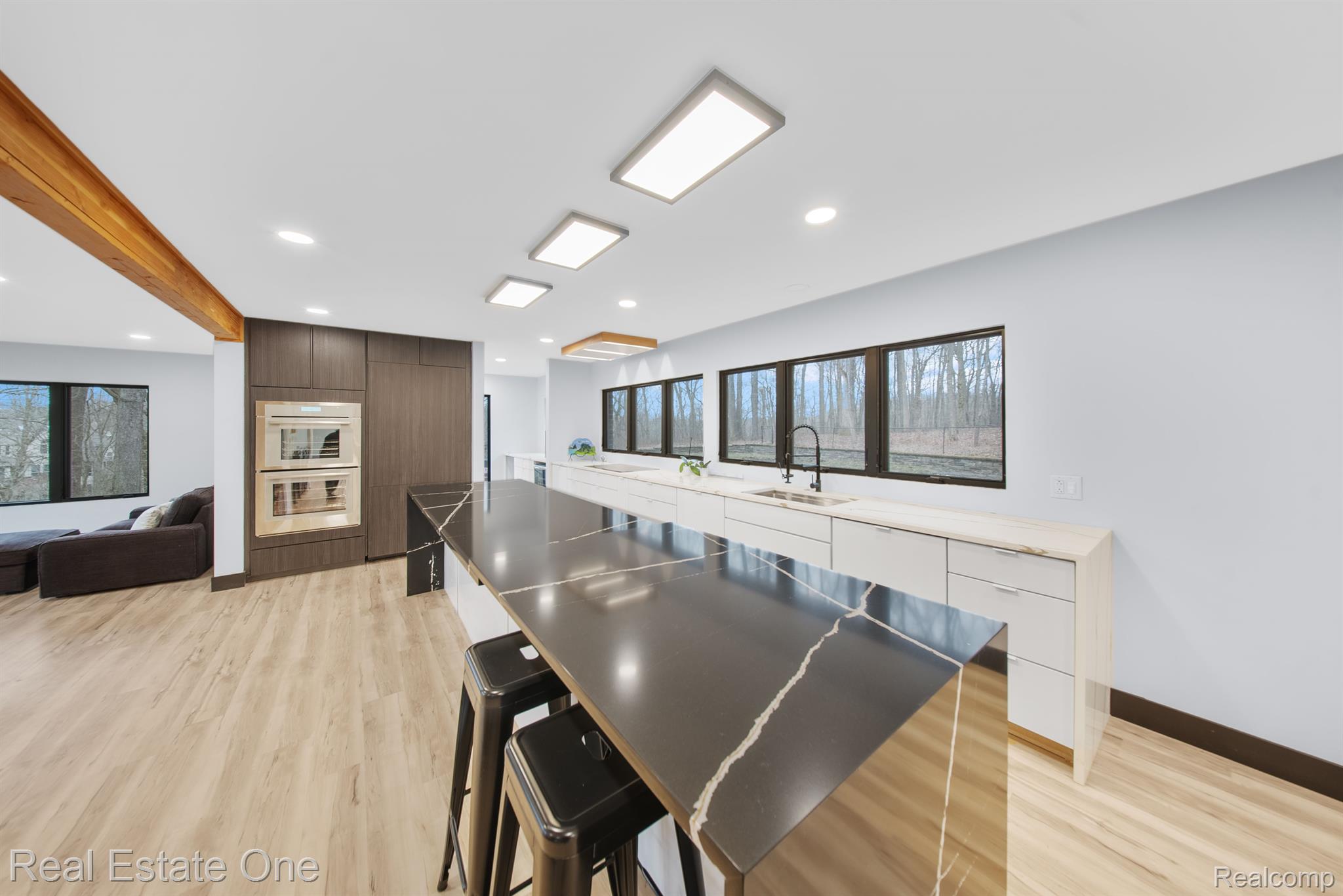 777 Brantford Road Rochester, MI 48306 - Photo 7 of 21 Gallery Image 7