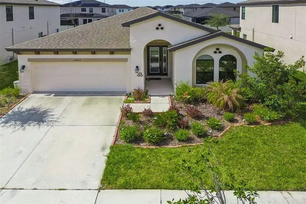 a view of a swimming pool and lake view
