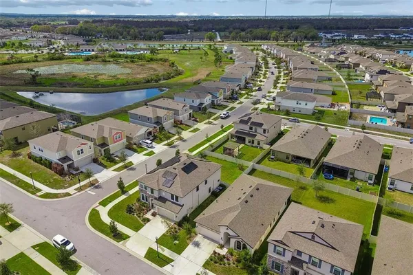 $455,000 | 12453 Horseshoe Bend Drive, Lithia, FL 33547