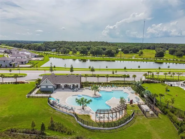 $455,000 | 12453 Horseshoe Bend Drive, Lithia, FL 33547