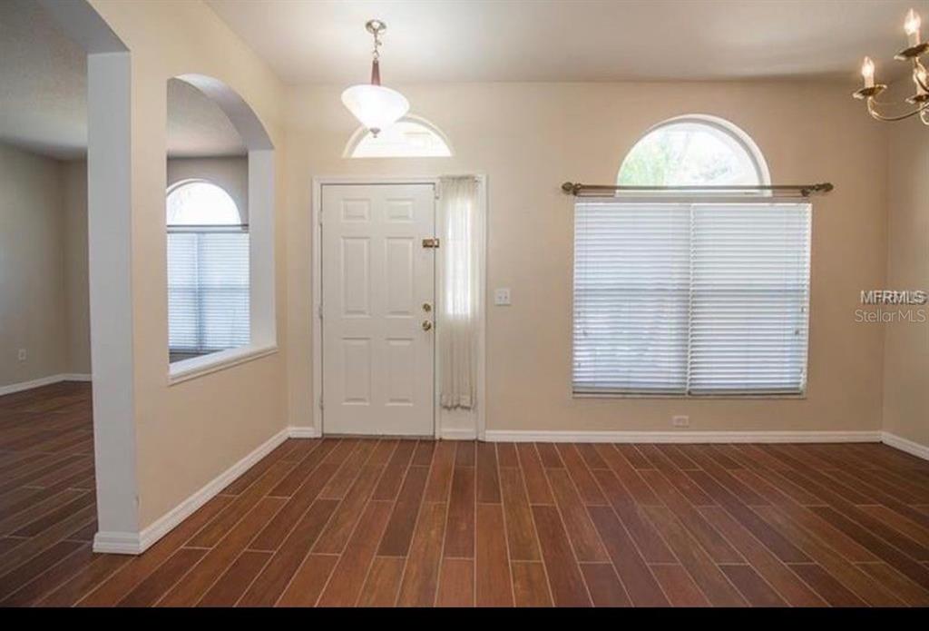 524 Tuscanny Park Loop Brandon, FL 33511 - Photo 4 of 19