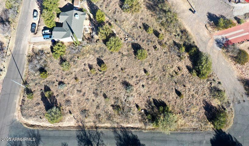 3570 Warrior Rest, Unit 132 Rimrock, AZ 86335 - Photo 28 of 31 view of a yard with wooden fence