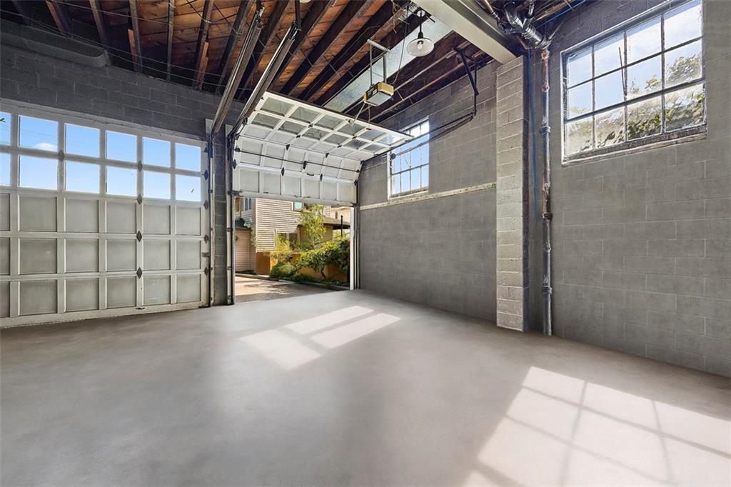 1421 Fleming Avenue McKees Rocks, PA 15136 - Photo 22 of 36 a view of a garage