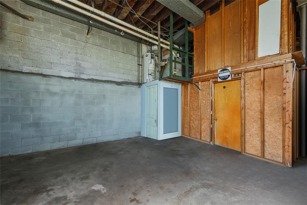 1421 Fleming Avenue McKees Rocks, PA 15136 - Photo 23 of 36 a view of an empty room