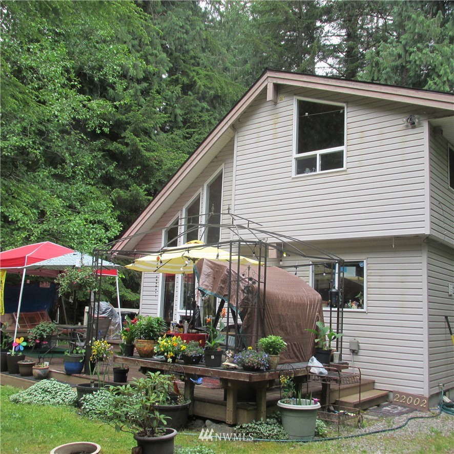 22002 Pinnacle Road Glacier, WA 98244 - Photo 2 of 17 Gallery Image 2